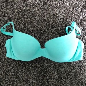 PINK VICTORIA SECRET BRA